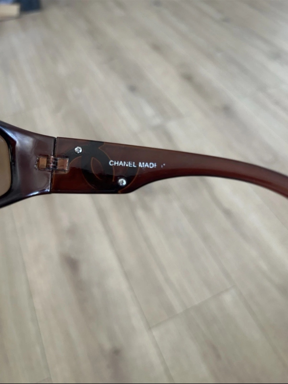 Rare CHANEL Brown Rectangular Sunglasses with Silver CC Logos - Picture 7 of 12